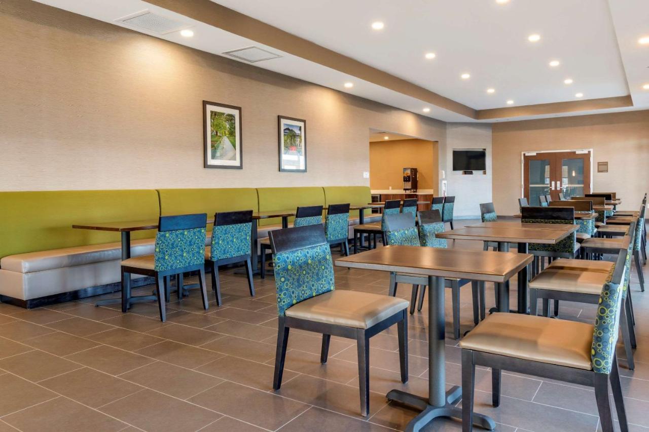 Comfort Suites Camp Hill-Harrisburg West Exteriör bild