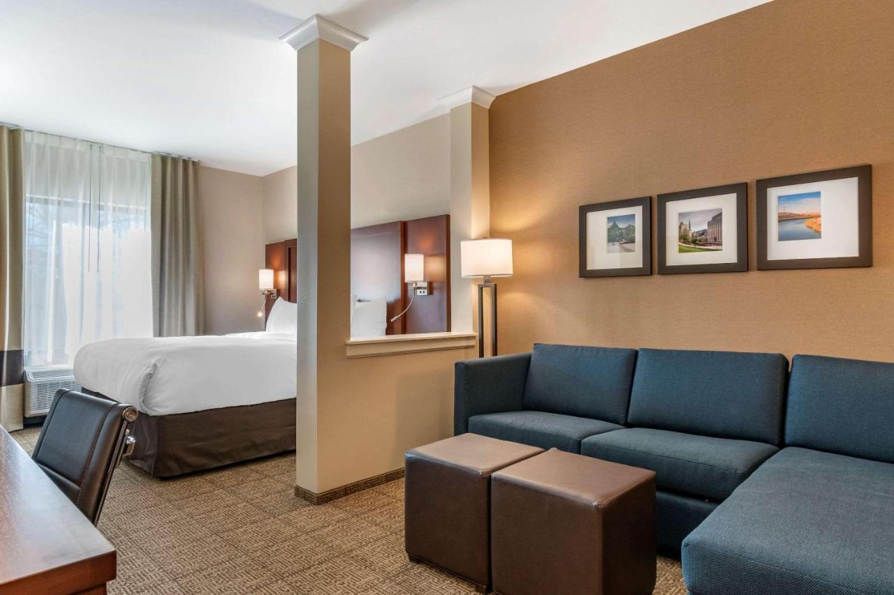 Comfort Suites Camp Hill-Harrisburg West Exteriör bild